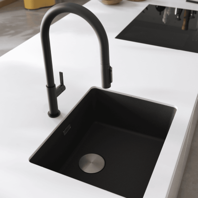 Змішувач FRANKE Maris Slim J Clear Water, Чорний матовий (120.0730.911)