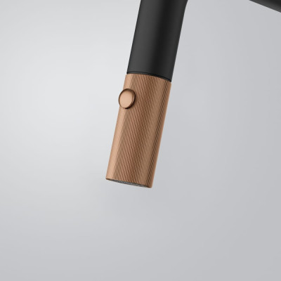 Змішувач FRANKE Maris Stripes U, поворотный витяжний, Bi-Matte Black/Copper (115.0747.677)