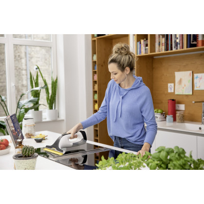 Аккумуляторный оконный пылесос Karcher WV 4-4 Plus(1.633-540.0)