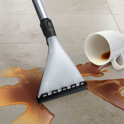 Пылесос моющий с аквафильтром Bosch BWD421POW