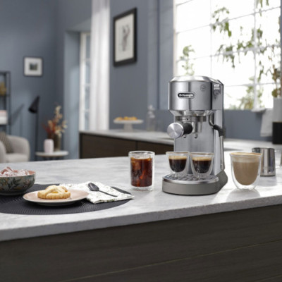 Кофеварка рожковая Delonghi Dedica Duo EC890.M