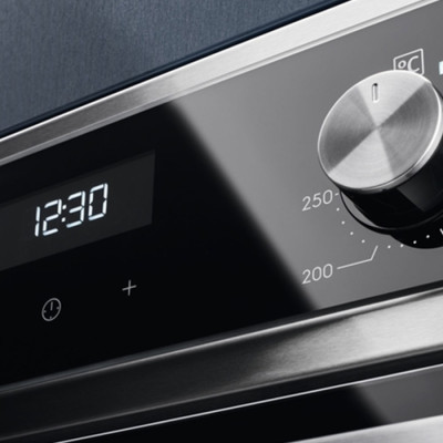 Духовой шкаф электрический Electrolux EOD5F70BX