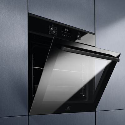 Духовой шкаф Electrolux EOD6F77H