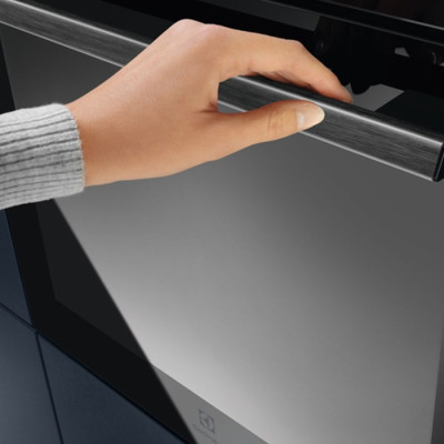 Духовой шкаф электрический Electrolux KODEF70BZ