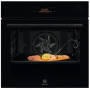 Духова шафа електрична Electrolux SteamBoost 800 LOB8S39WZ