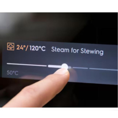 Духова шафа електрична Electrolux SteamBoost 800 LOB8S39WZ