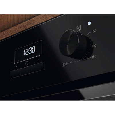 Духова шафа електрична Electrolux LOH3H00BK