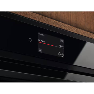 Микроволновая печь встроенная Electrolux EVM9E2XT