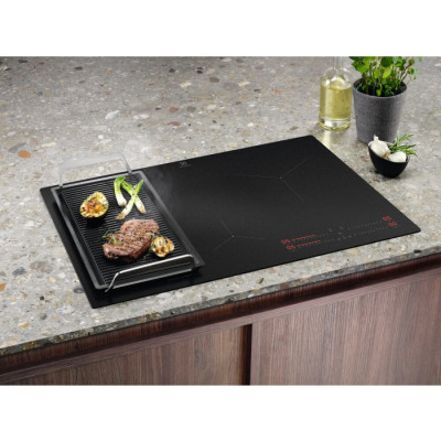 Варильна поверхня індукційна ELECTROLUX EIS82453