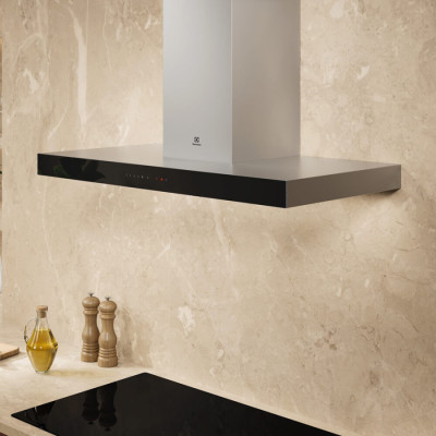 Витяжка купольна Electrolux LFT829X