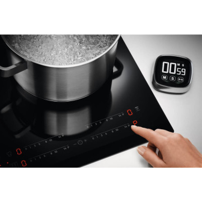 Варильна поверхня індукційна Electrolux EIS62453IT