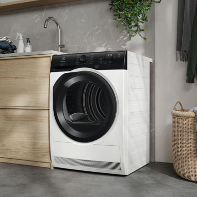 Сушильна машина Electrolux EW6D98BEU