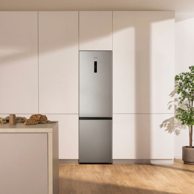 Холодильник комбінований Gorenje NRK620EAXL4