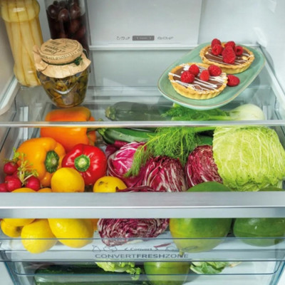 Двокамерний холодильник Gorenje NRK619EAXL4WD