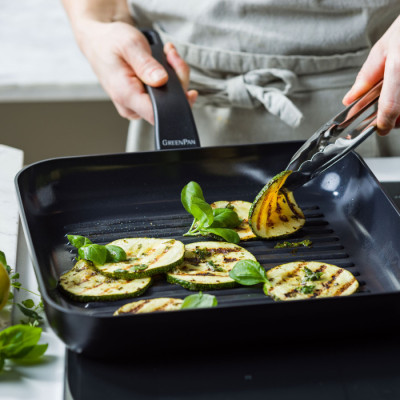 Сковорода-гриль GreenPanEssence Magneto, 28 см з керамічним покриттям (CC006338-001)