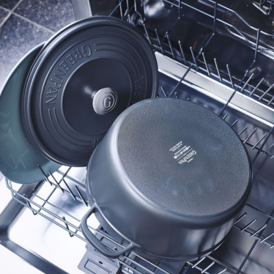 Кастрюля с крышкой GreenPan Featherweights, 22 см, 3,3 л с керамическим покрытием, черный (CC005056-001)