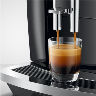 Кавомашина Jura E4 Piano Black (15435)