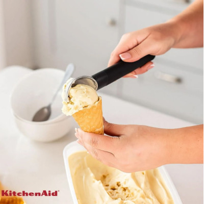 Ложка для морозива KitchenAid Classic, 21 см, чорний (KHH117OHOBEG)