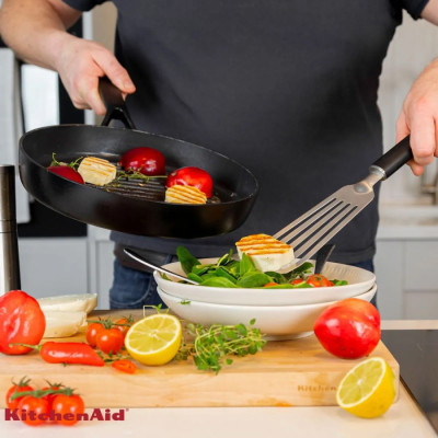 Лопатка з прорізами KitchenAid Classic, 32 см, чорний (KHH024OHOBEG)