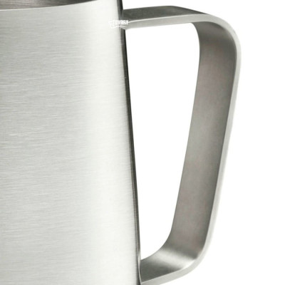 Пітчер Delonghi DLSC 060