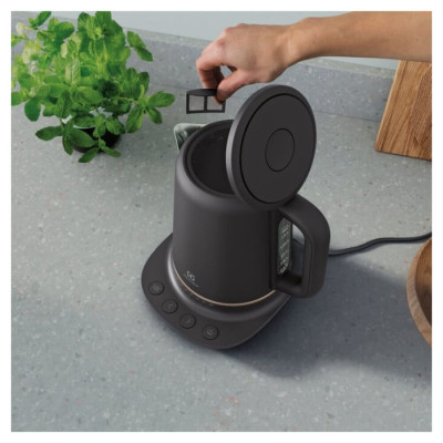 Електрочайник Electrolux E7K1-6BP