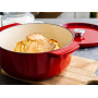 Каструля чавунна з кришкою KitchenAid, 26 см, 5,2 л, червона (CC006060-001)