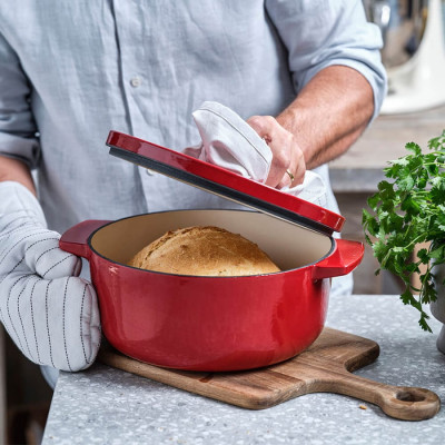 Каструля чавунна з кришкою KitchenAid, 26 см, 5,2 л, червона (CC006060-001)