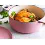 Каструля чавунна з кришкою KitchenAid, 26 см, 5,2 л, колір суха троянда (CC007431-001)