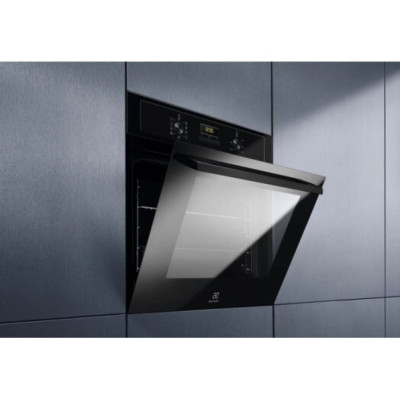 Духова шафа електрична Electrolux 600 EOF3H50BK
