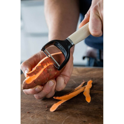 Овочечистка горизонтальна KitchenAid Coreline, 18,8 см, кремовий (KAG145OHACE)