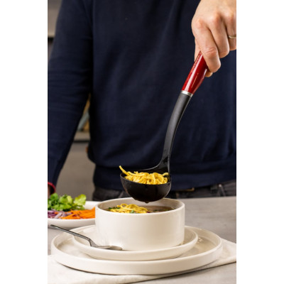 Ополоник KitchenAid Coreline, 32,8 см, червоний (KAG006OHERE)