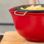 Сито KitchenAid Coreline, 18 см, червоний (KAG161OHERE)