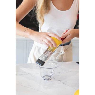 Терка для спецій KitchenAid Coreline, з чохлом, 31,7 см, червоний (KAG321OHERE)