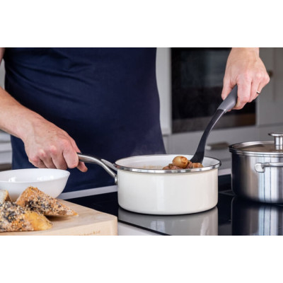 Ложка для сервіровки з прорізами KitchenAid Coreline, 34 см (KAS004OHCGG)
