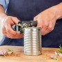 Відкривачка для банок і пляшок KitchenAid Coreline, 21 см, сірий (KES199OHCGG)