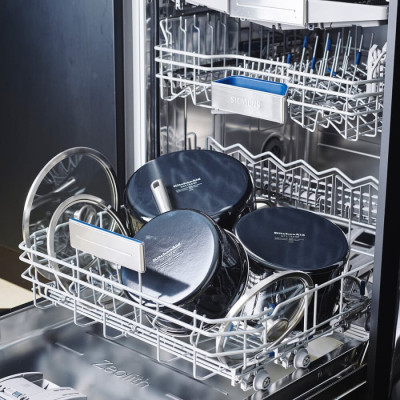 Ківш з кришкою KitchenAid Steel Core, 20 см, 2,4 л, матовий чорний (CC005999-001)