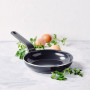 Сковорода GreenPan Essence Magneto, 20 см з керамічним покриттям (CC006334-001)