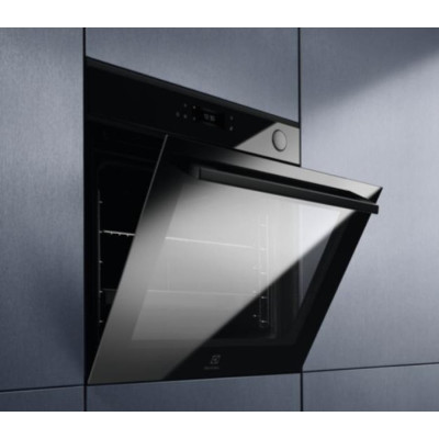 Духовой шкаф электрический Electrolux EOC8P39H