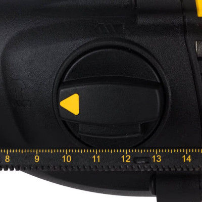 Перфоратор сетевой SDS-Plus DeWALT D25133K
