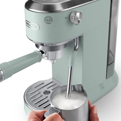 Кавоварка Delonghi EC890.GR