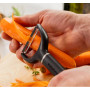 Овочечистка горизонтальна KitchenAid Classic, 17,5 см, чорний (KHH145OHOBEG)