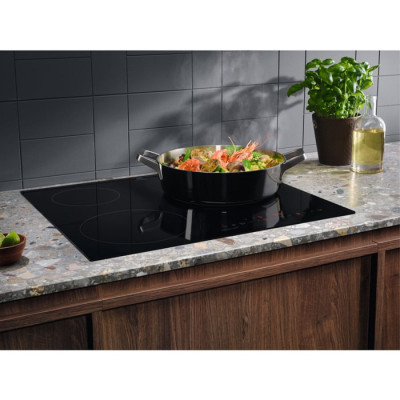 Варочная поверхность индукционная ELECTROLUX LIT60336C